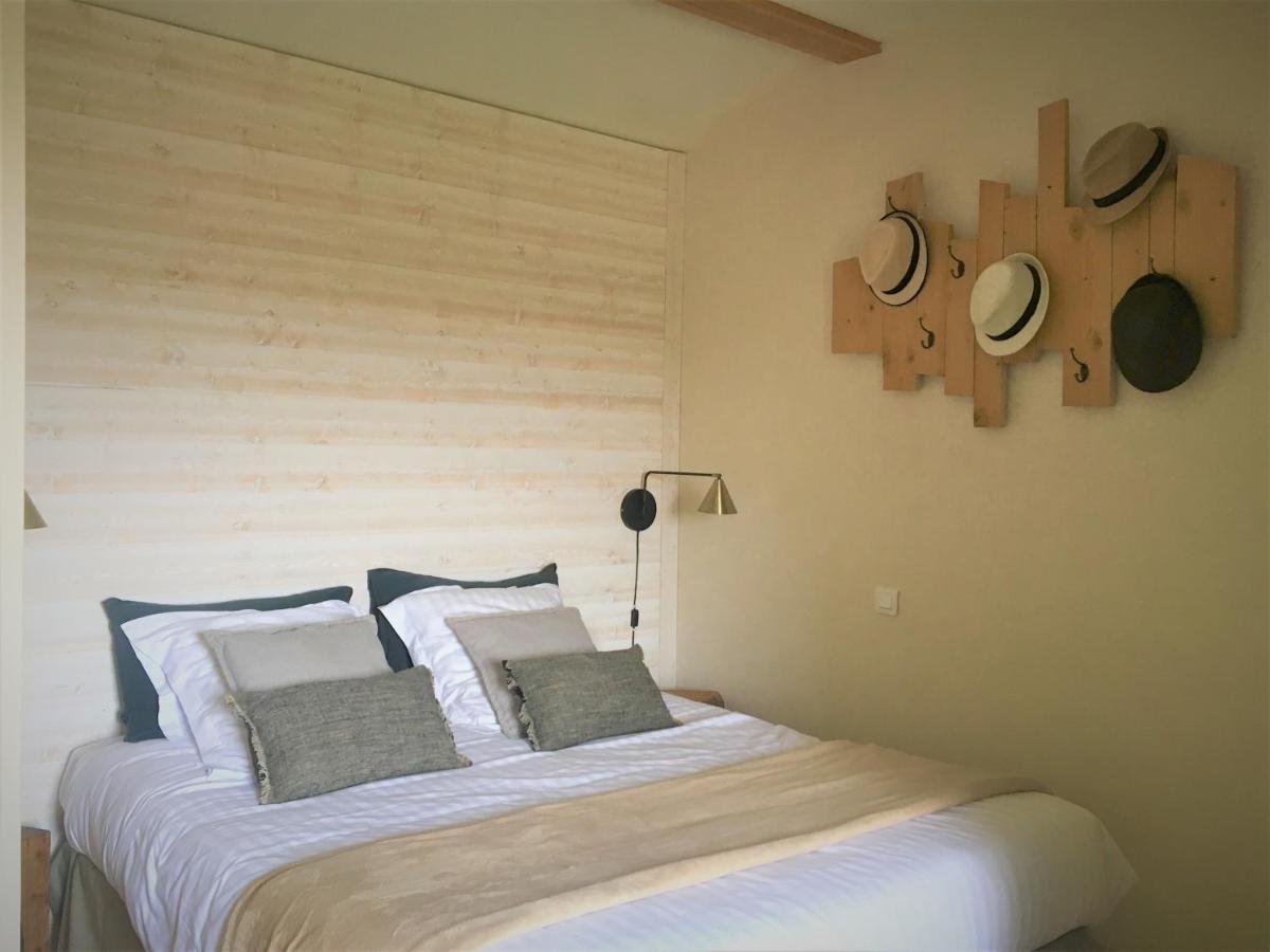 Le Logis De La Brumanderie - Saintes Guest house 3*