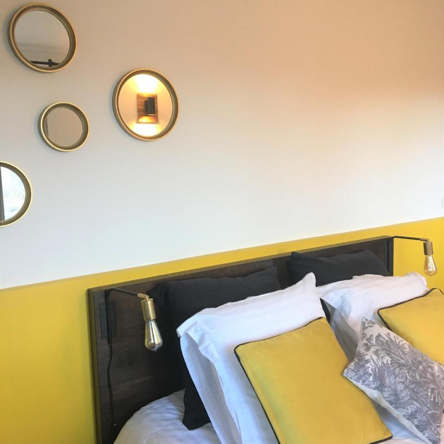 Guest house Le Logis De La Brumanderie - Saintes 3*