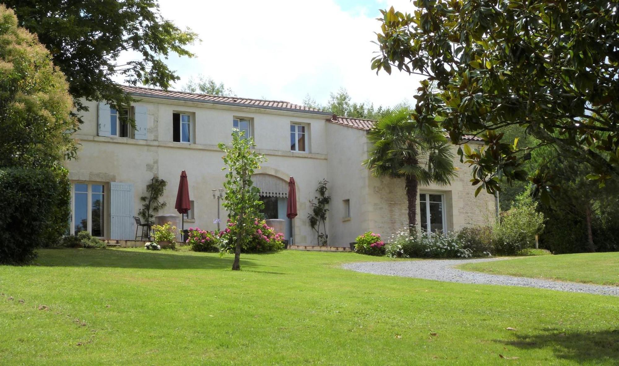 Guest house Le Logis De La Brumanderie - Saintes Fontcouverte (Charente-Maritime)
